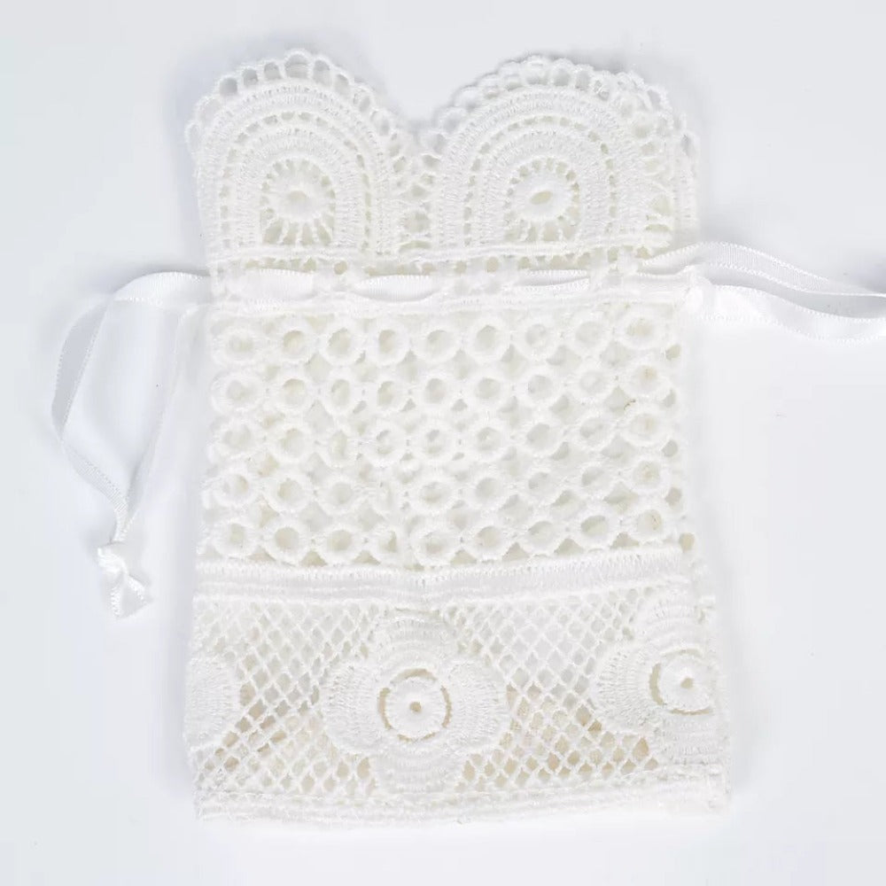 Pochon en dentelle blanc - Mariage Boheme chic