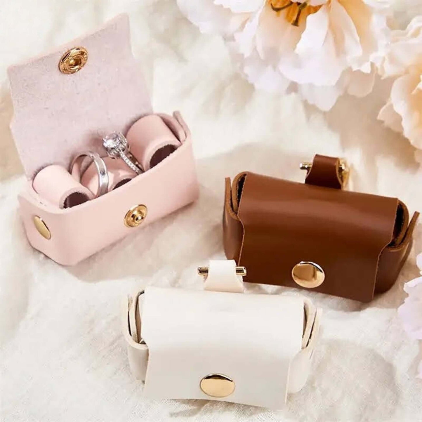 Petite boite à alliances mariage, à accrocher au collier de votre chien le Jour J