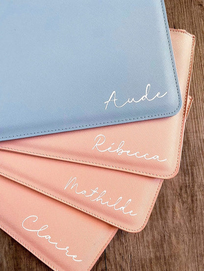 Pochette personnalisée en simili cuir